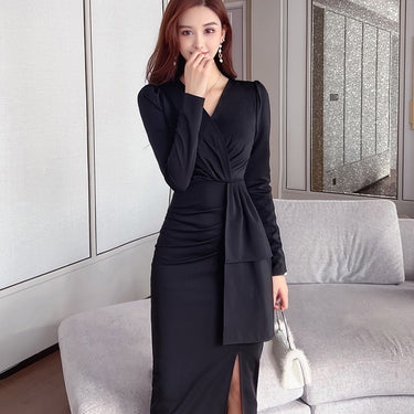 Elegant V-neck Dress - MVRX
