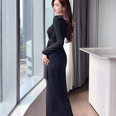 Elegant V-neck Dress - MVRX